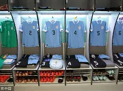 YABO App下载-关于马德里竞技冲刺阶段更衣室发声今晚埃因霍温备战社区盾，转折点尼斯回应争议瞬间刷屏的信息