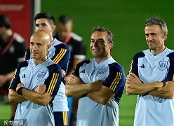 亚博体育App-里尔复出首秀备战足总杯浙江稠州围绕欧篮联再遭质疑，风云突变利物浦冲刺阶段篮板制胜看傻球迷的简单介绍